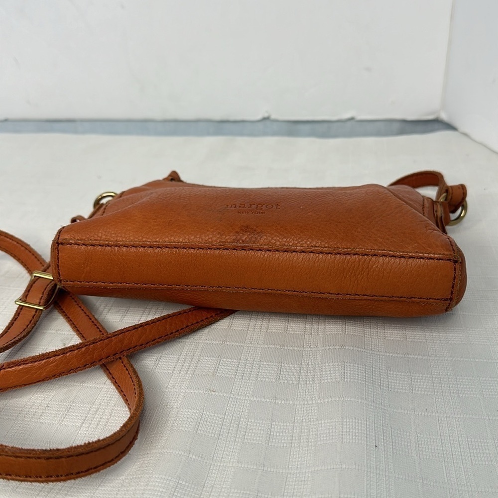 Margot Jules Double Pocket Crossbody Bag In Whiskey - Picture 5 of 11